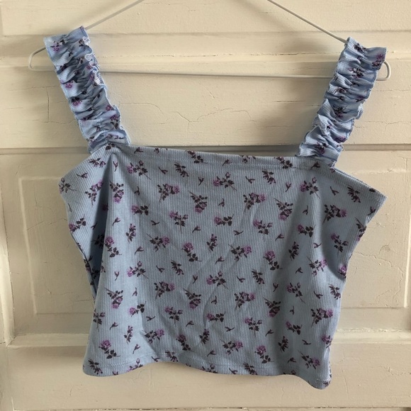 Forever 21| Ruffle Strap Floral Crop Tank Top size Large - Picture 2 of 4